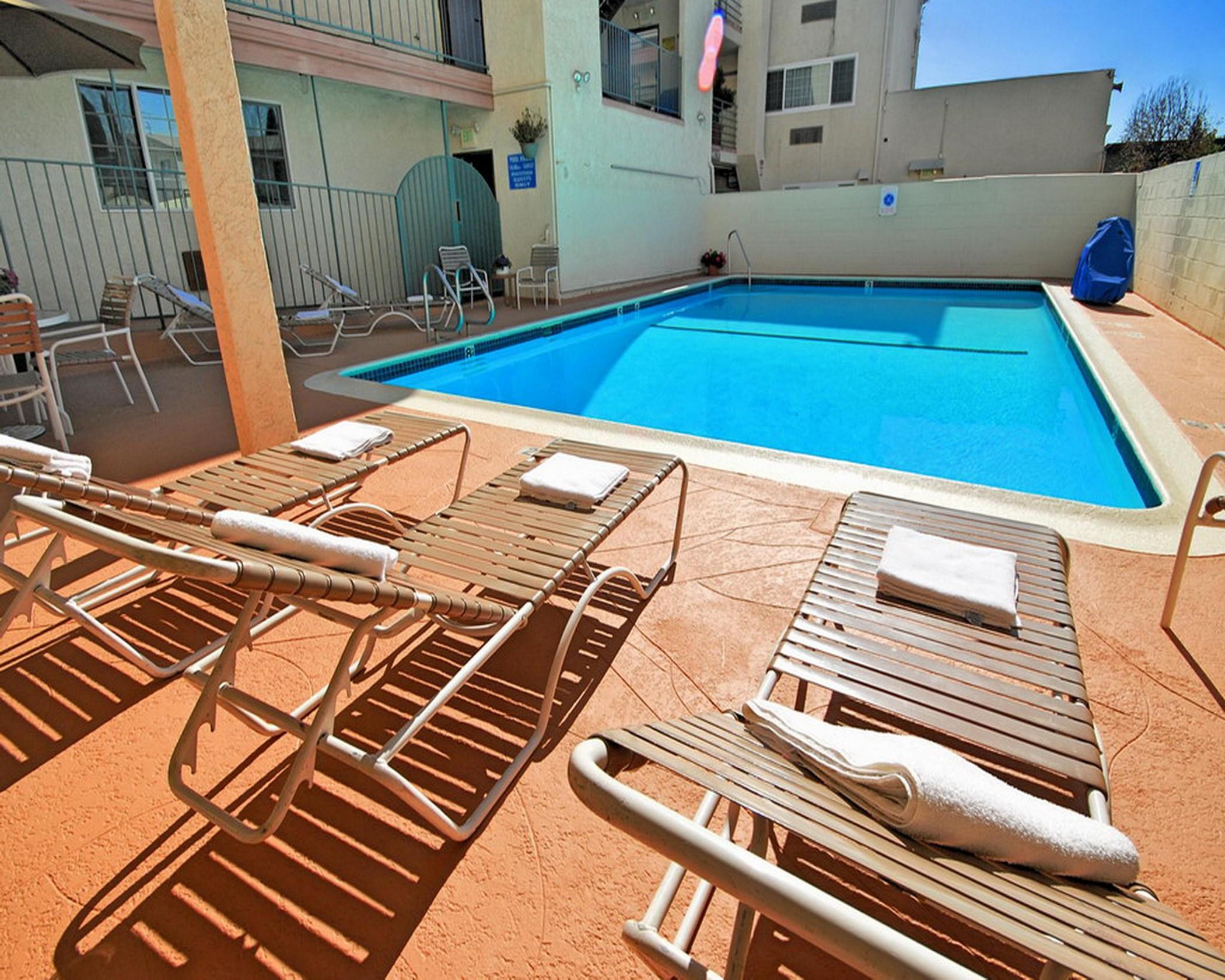 Comfort - West Angeles Inn 2*