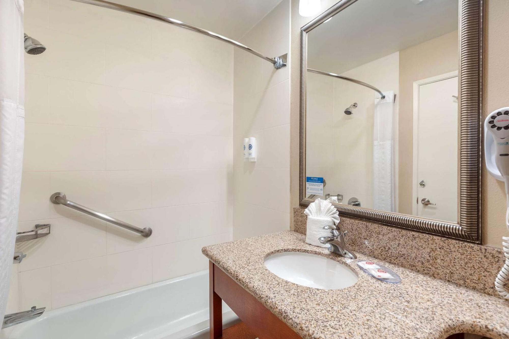 Inn Comfort - West Angeles 2*